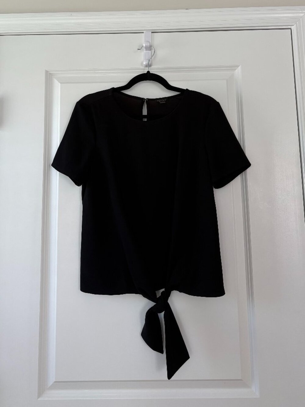 Ann Taylor Chic Classic Black Tie-Front Short-Sleeve Blouse Size Small